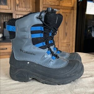 Columbia Bugaboot Celsius 400g Kids Youth Size‎ 2 Winter Snow Boots Black Blue